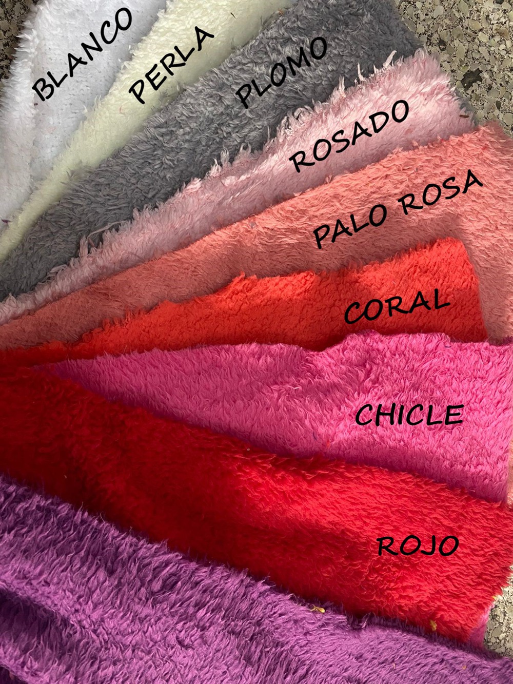 PELUCHE DOBLE CARA-COLORES